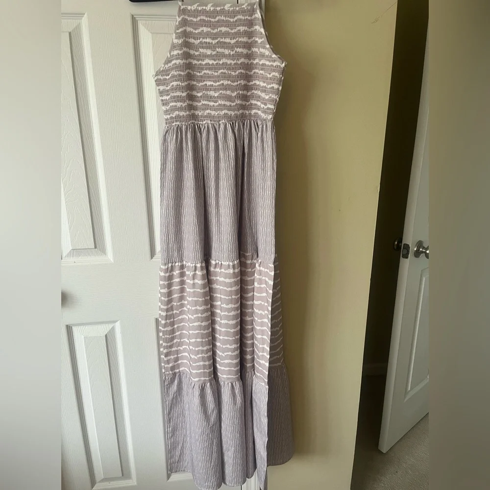 Cute summer maxi dress, Size Small - Picture 3 of 5